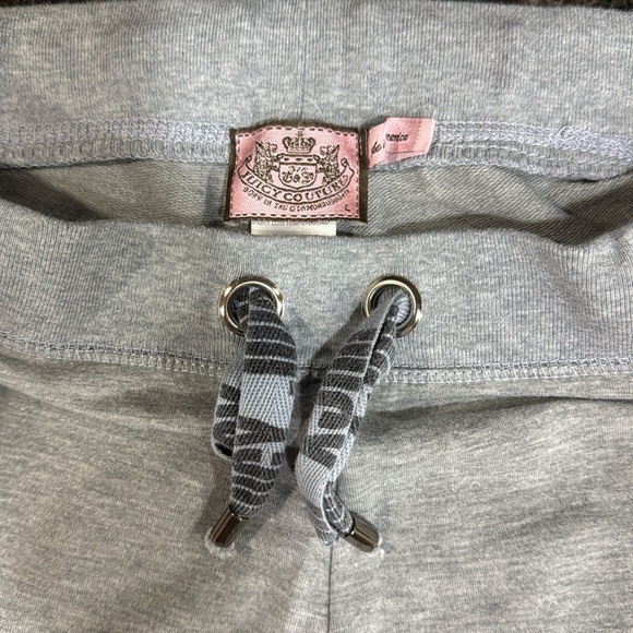NWOT Women’s Large Gray Juicy Couture track suit. - Picture 7 of 8